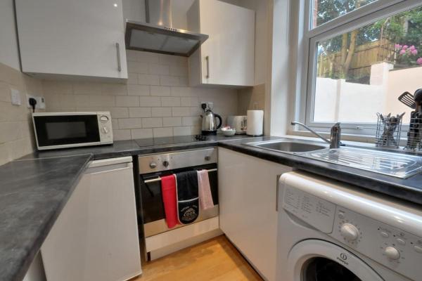 Billede 8: Chic studio with garden and 2 min walk to beach