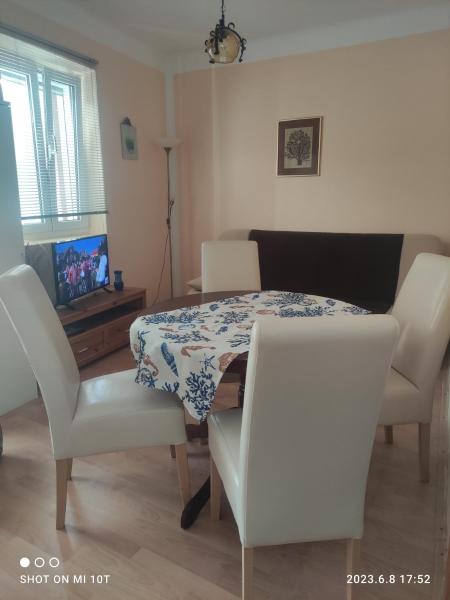 Nella foto è visibile l'oggetto Apartman Nata situato nella città di Zlarin (Zlarino).