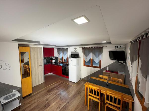 A la foto es mostra l'objecte Apartma Tjaša-Terme Čatež situat a la ciutat de Mostec.