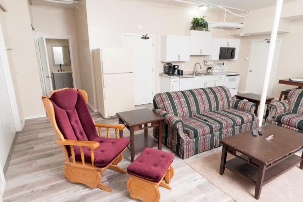 Foto 5: 2 Bed, 1 Bath, Lower Level Loft