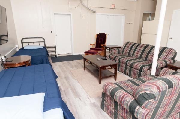 Foto 9: 2 Bed, 1 Bath, Lower Level Loft