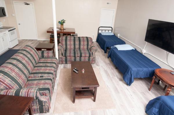 Foto 4: 2 Bed, 1 Bath, Lower Level Loft