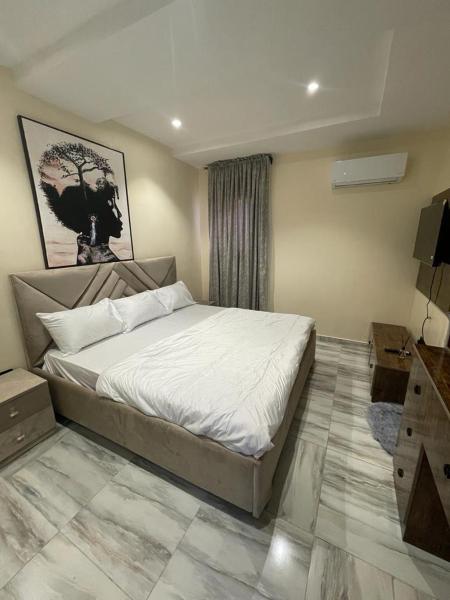 A la foto es mostra l'objecte DMayors Apartments situat a la ciutat de Garki.