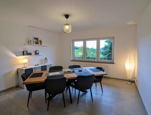 写真にはGunderath市にあるFerienwohnung Staevesが写っています。