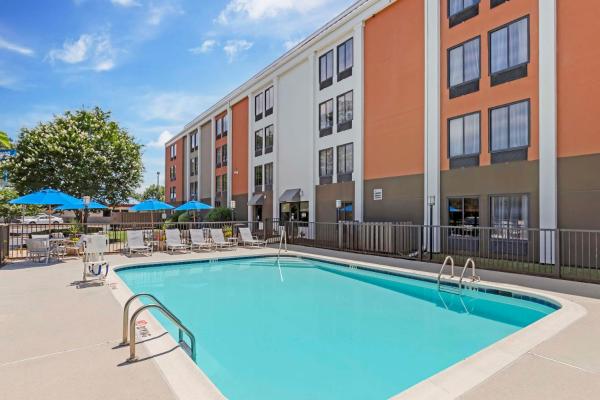 Best Western Plus Wilmington - Wrightsville Beach - Wilmington, NC