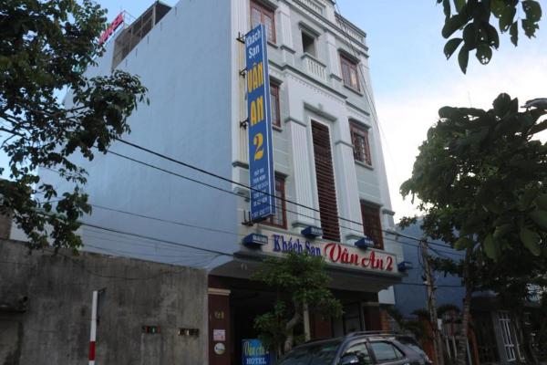 Op de foto is het object Van An 2 Hotel te zien, gelegen in de stad Phước Hậu.