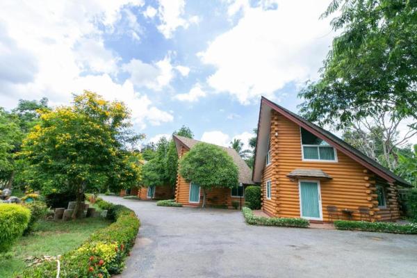 På billedet ses objektet OYO 75317 Pintara Fahsai Resort beliggende i byen Mu Si.