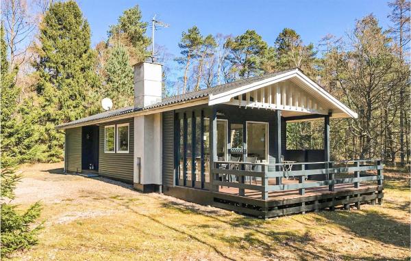 A la foto es mostra l'objecte Holiday Home Østre Fort Allé Nexø Ii situat a la ciutat de Bedegård.