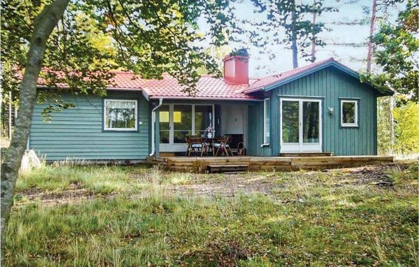 Auf dem Foto ist das Objekt Two-Bedroom Holiday Home In Hyltebruk in der Stadt Löjenäs zu sehen.