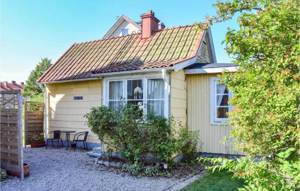 På billedet ses objektet Gorgeous Home In Ronneby With Kitchen beliggende i byen Ronneby.