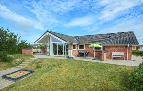 A la foto es mostra l'objecte Holiday Home Lakolk Iiv Denmark situat a la ciutat de Bolilmark.