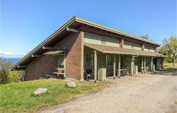 The photo shows the 2 Bedroom Nice Apartment In Allinge located in the city of Allinge.