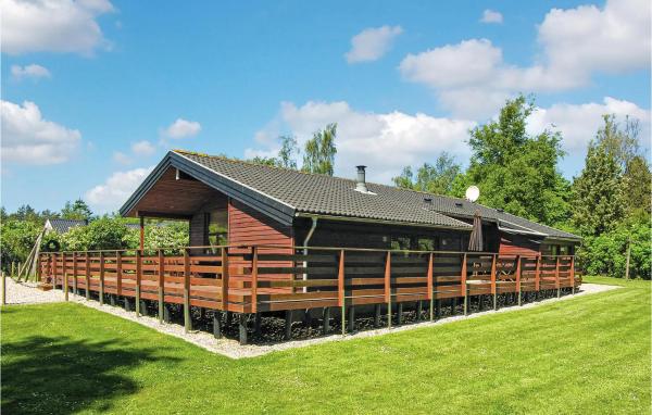Na zdjęciu widoczny jest obiekt Holiday Home Bellisvej Tranekær Ix położony w mieście Stoense.