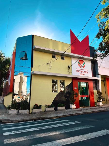 På billedet ses objektet Hotel Oly Plaza beliggende i byen Piracicaba.