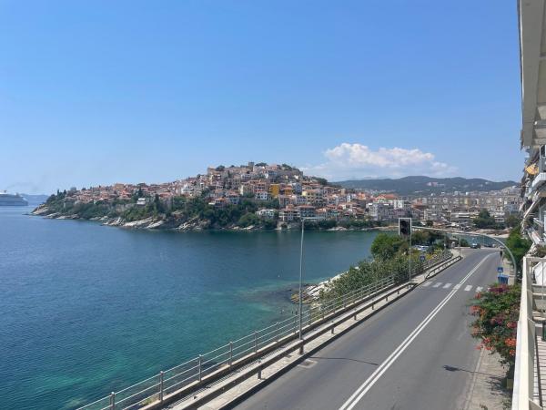 A la foto es mostra l'objecte Olive House Apartments situat a la ciutat de Kavala.