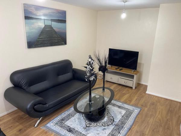 Spacious Family Home In The Heart Of Birmingham, Birmingham