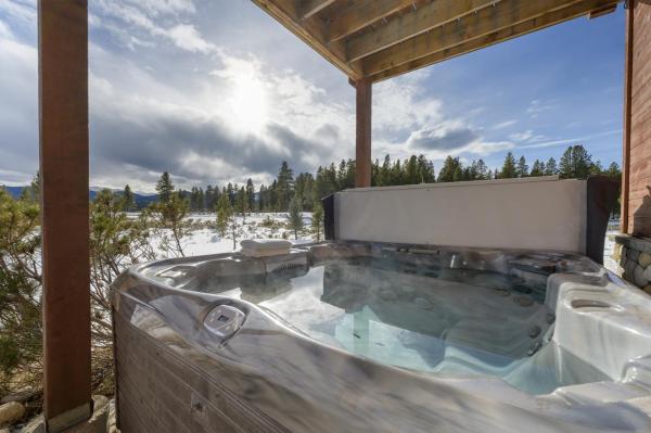 Na zdjęciu widoczny jest obiekt Mountain Peak Home położony w mieście Tabernash.
