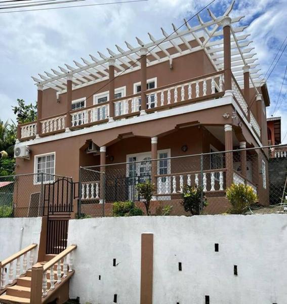 Στη φωτογραφία φαίνεται το αντικείμενο Wax-Apple Ville που βρίσκεται στην πόλη Mesopotamia.