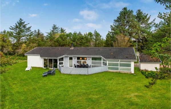 A la foto es mostra l'objecte Holiday Home Tane Hedevej Blåvand situat a la ciutat de Blåvand.
