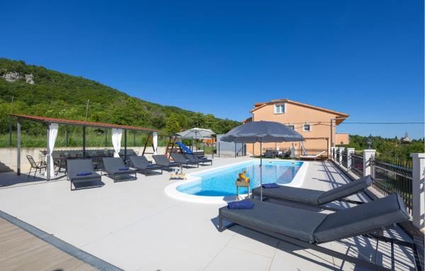 En la foto se muestra el objeto Beautiful Home In Sinj ubicado en la ciudad de Sinj.