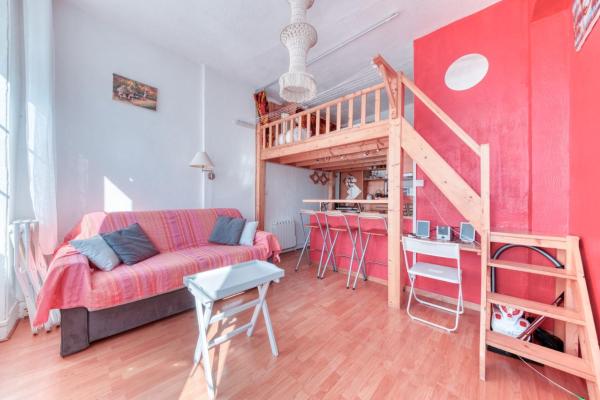 På billedet ses objektet GuestReady - Loft Chic no 7º Arr. beliggende i byen Lyon.