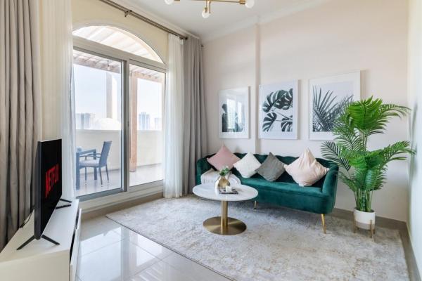 Na fotografii je vidět objekt GuestReady Holiday Homes - Emerald Skies in JVC nacházející se ve městě Dubaj.