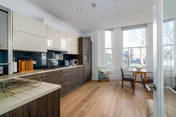 Billede 3: GuestReady - New and spacious near BBC Maida Vale