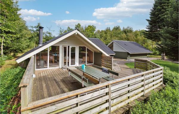 A la foto es mostra l'objecte Amazing Home In Toftlund With Wifi situat a la ciutat de Toftlund.