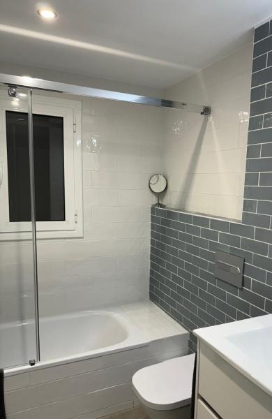 På billedet ses objektet Cuarto Paradis beliggende i byen Blanes.