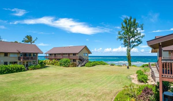 Na fotografii je vidět objekt Hanalei Colony Resort E3 nacházející se ve městě Hanalei.