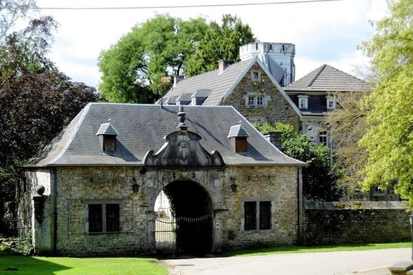 A la foto es mostra l'objecte Das GANZE Chateau Thor - bis zu 22 Personen situat a la ciutat de Walhorn.