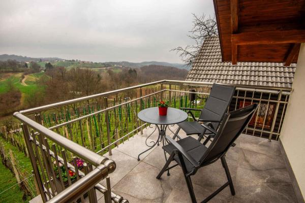 På bildet vises objektet Cottage in Novo Mesto 50797 som ligger i byen Velike Brusnice.