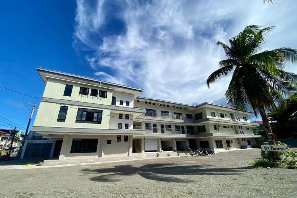 A la foto es mostra l'objecte La Patria Baybay Tourist Inn powered by Cocotel situat a la ciutat de Baybay.