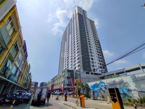 En la foto se muestra el objeto Spacious and Cozy 2BR Apartment Mekarwangi Square Cibaduyut By Travelio ubicado en la ciudad de Cangkuang.