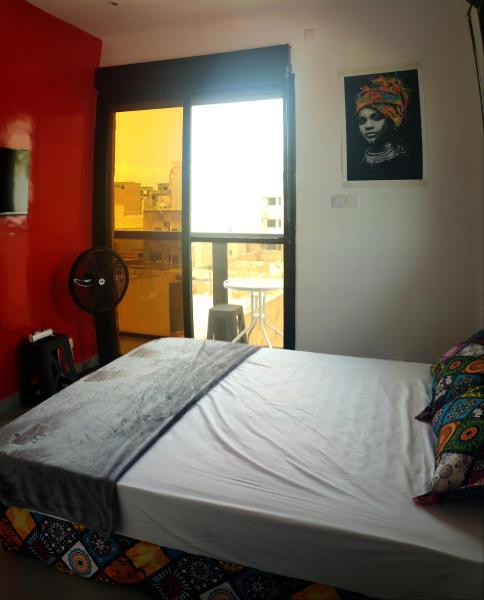 Na foto é possível ver o objeto Belle petite chambre calme à Ngor, Dakar localizado na cidade de Dakar.