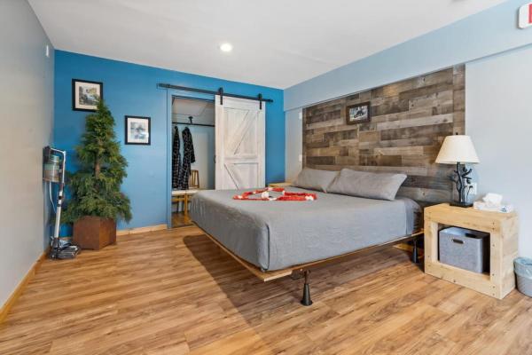 A la foto es mostra l'objecte Hike the Presidential's & Relax in the Hot tub #6 situat a la ciutat de Carroll.