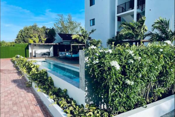Apartment Condominium Grace Bay Beach - Turks and Caicos Islands