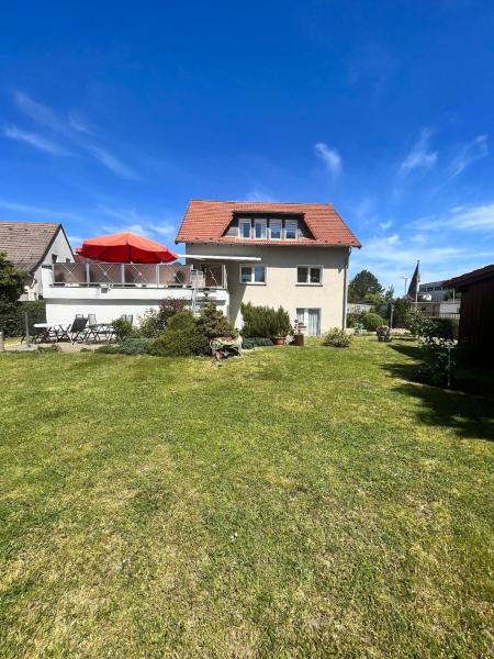 A la foto es mostra l'objecte Komfortables Ferienhaus in Warnstedt mit Grill, Garten und Terrasse situat a la ciutat de Warnstedt.