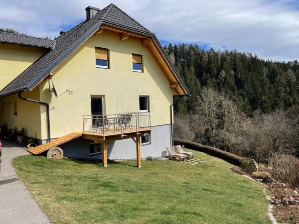 Na zdjęciu widoczny jest obiekt Ferienhaus Auszeit in Wolfsberg położony w mieście Preims.