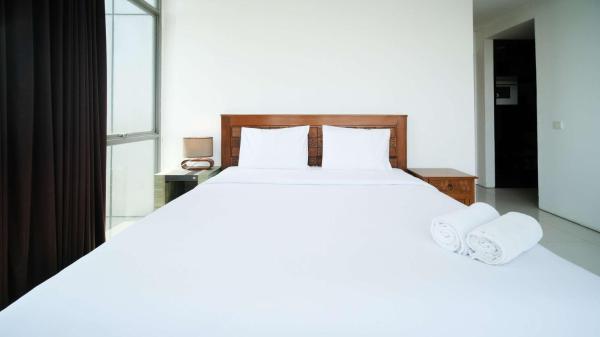 Auf dem Foto ist das Objekt Homey 1BR with Extra Room Apartment at Aryaduta Residence Surabaya By Travelio in der Stadt Kedungredjo zu sehen.