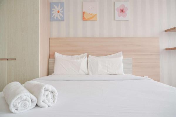 Warm and Best Studio at Menteng Park Apartment By Travelio, Jakarta