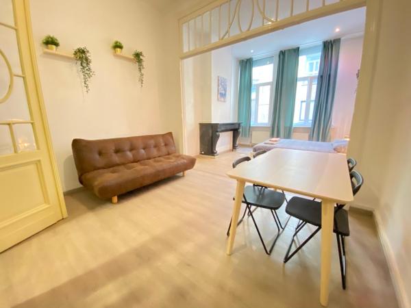Charming Apartments in The Heart Of Antwerp, Anversa