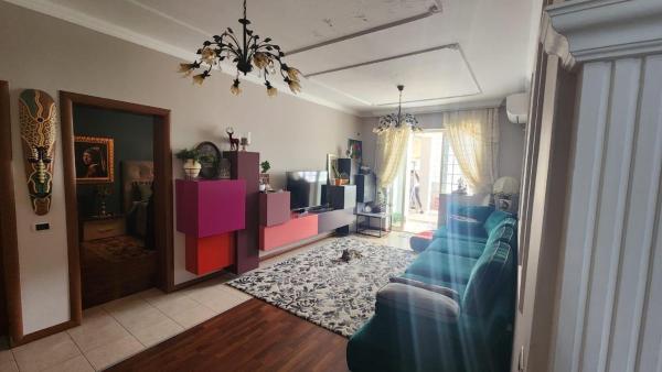 Rozi's Apartments, Tirana