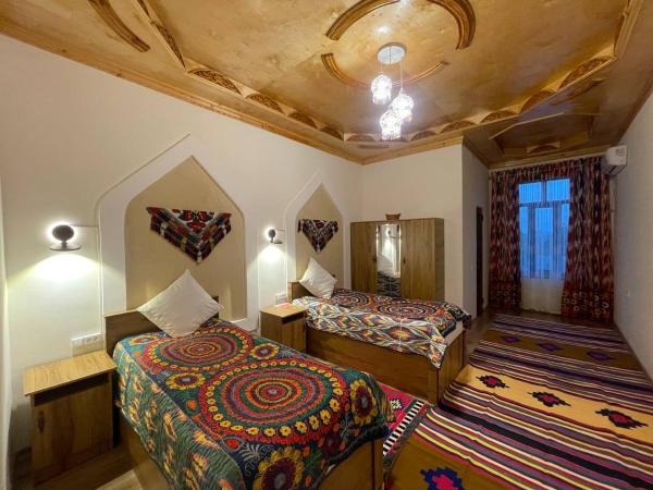Nella foto è visibile l'oggetto Anoragul guest house situato nella città di Shahrisabz.