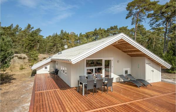 Beautiful Home In Nexø With Kitchen, Neksø
