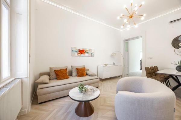 Foto 3: Classy & Cozy Dream Home in the Center of Budapest