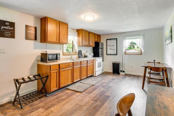 Shop, Explore & Relax! Apt 3 Mi To Dtwn Clearfield - DuBois, PA