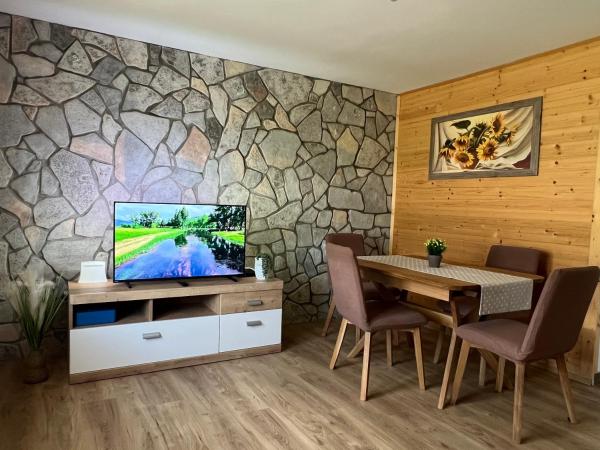 A la foto es mostra l'objecte Zen Den apartments situat a la ciutat de Otočac.
