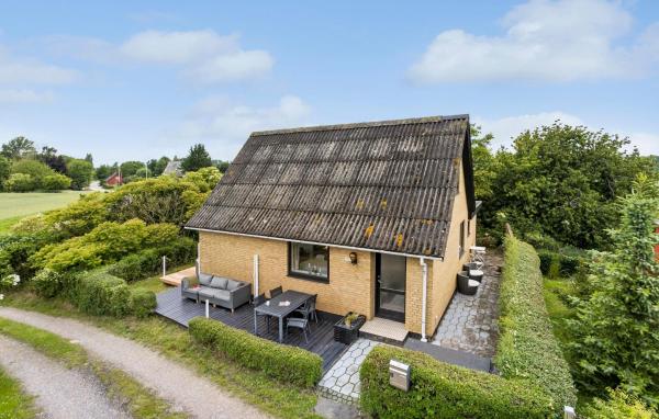 Nella foto è visibile l'oggetto 2 Bedroom Amazing Home In Rudkøbing situato nella città di Illebølle.