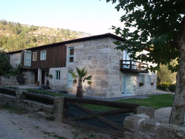 A la foto es mostra l'objecte Casa da Figueira situat a la ciutat de Ajude.